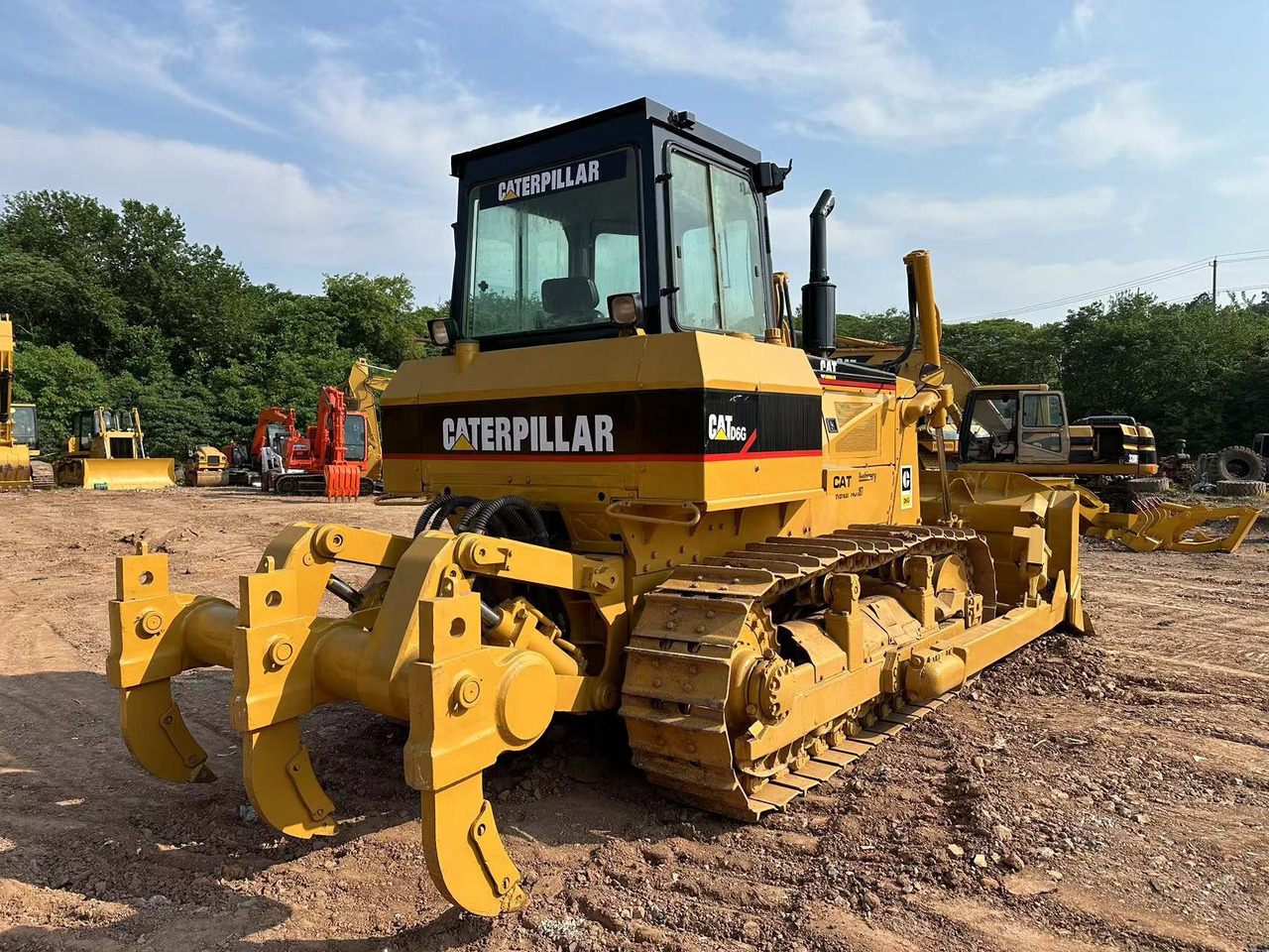 CATERPILLAR D6G Crawler Dozer - Бульдозер: фото 1 CATERPILLAR D6G Crawler Dozer - Бульдозер: фото 1