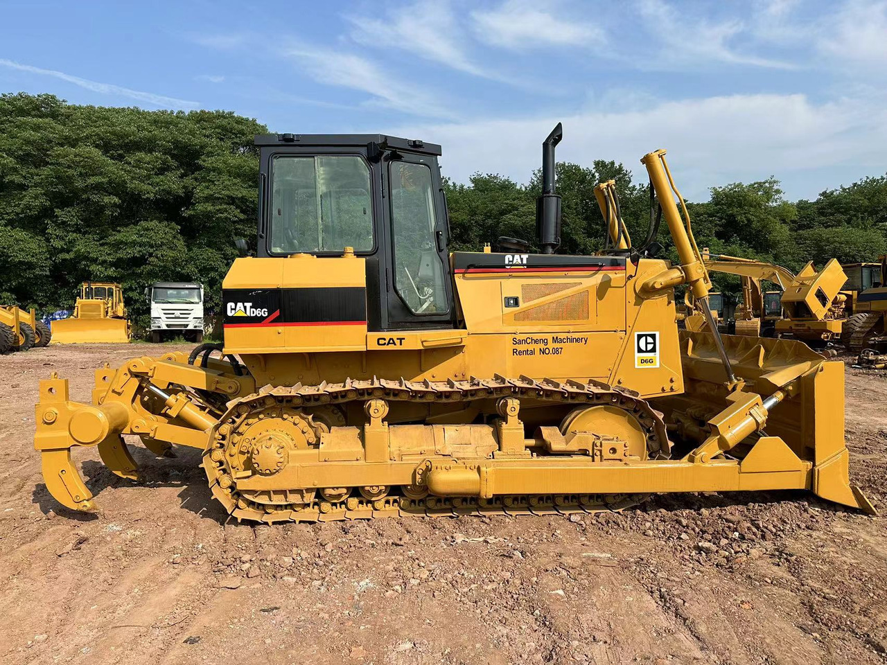 CATERPILLAR D6G Crawler Dozer - Бульдозер: фото 2 CATERPILLAR D6G Crawler Dozer - Бульдозер: фото 2