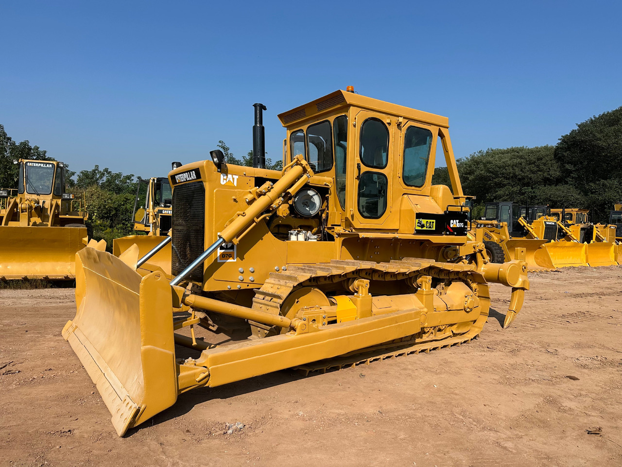 CATERPILLAR D7G Bulldozer - Бульдозер: фото 2 CATERPILLAR D7G Bulldozer - Бульдозер: фото 2