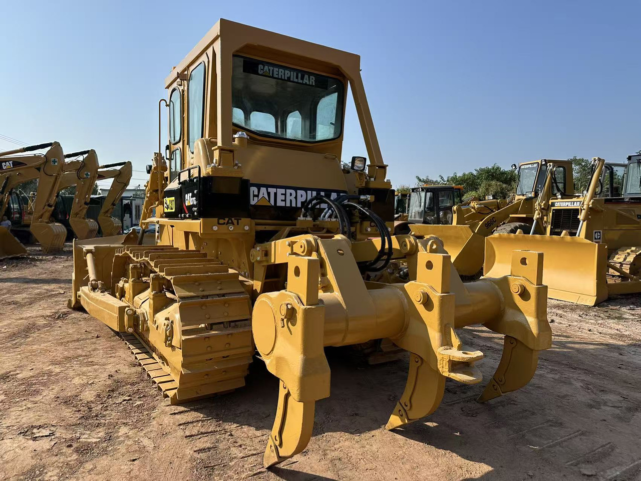 CATERPILLAR D7G Bulldozer - Бульдозер: фото 1 CATERPILLAR D7G Bulldozer - Бульдозер: фото 1