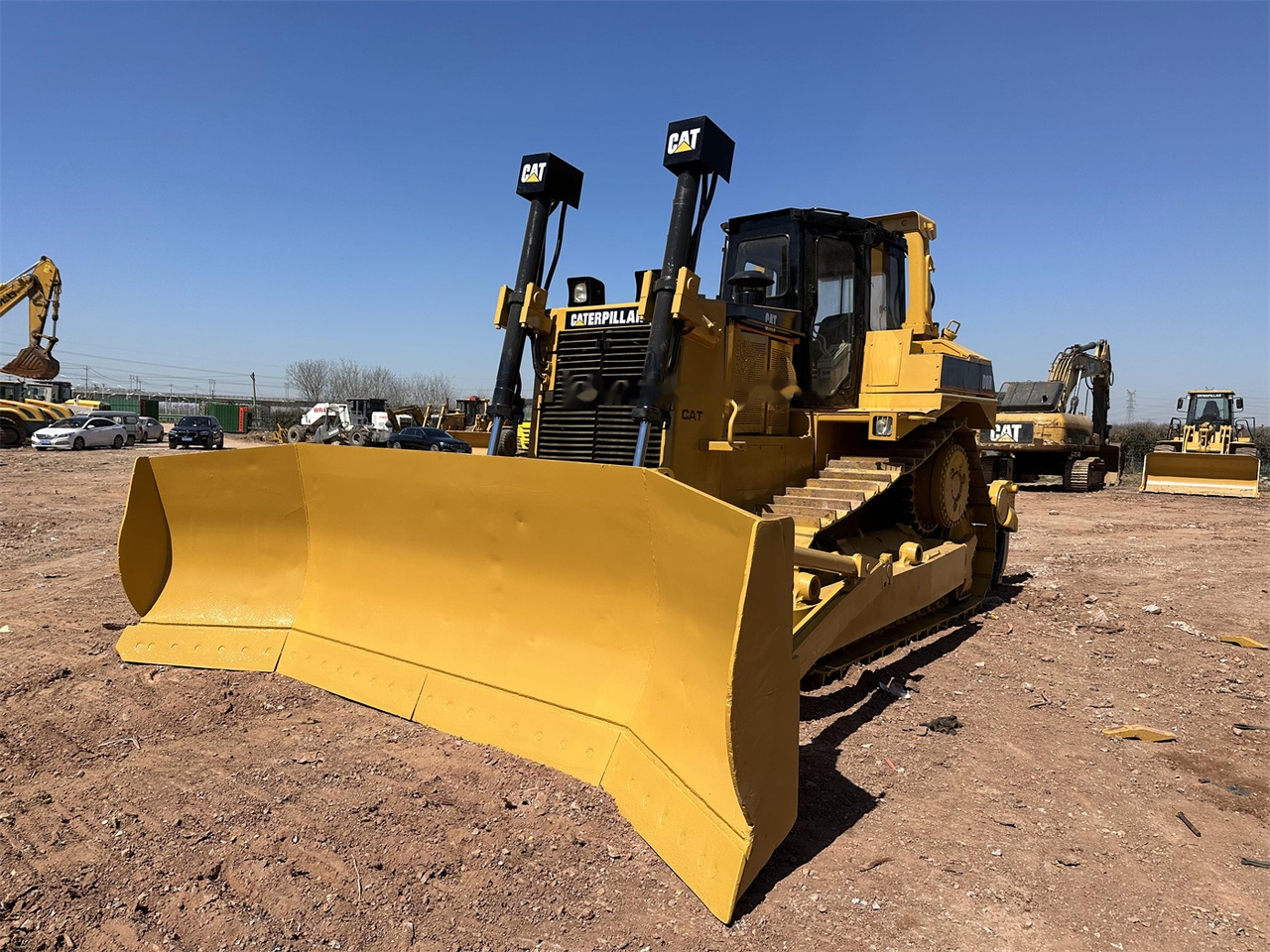 CATERPILLAR D8R - Бульдозер: фото 4 CATERPILLAR D8R - Бульдозер: фото 4