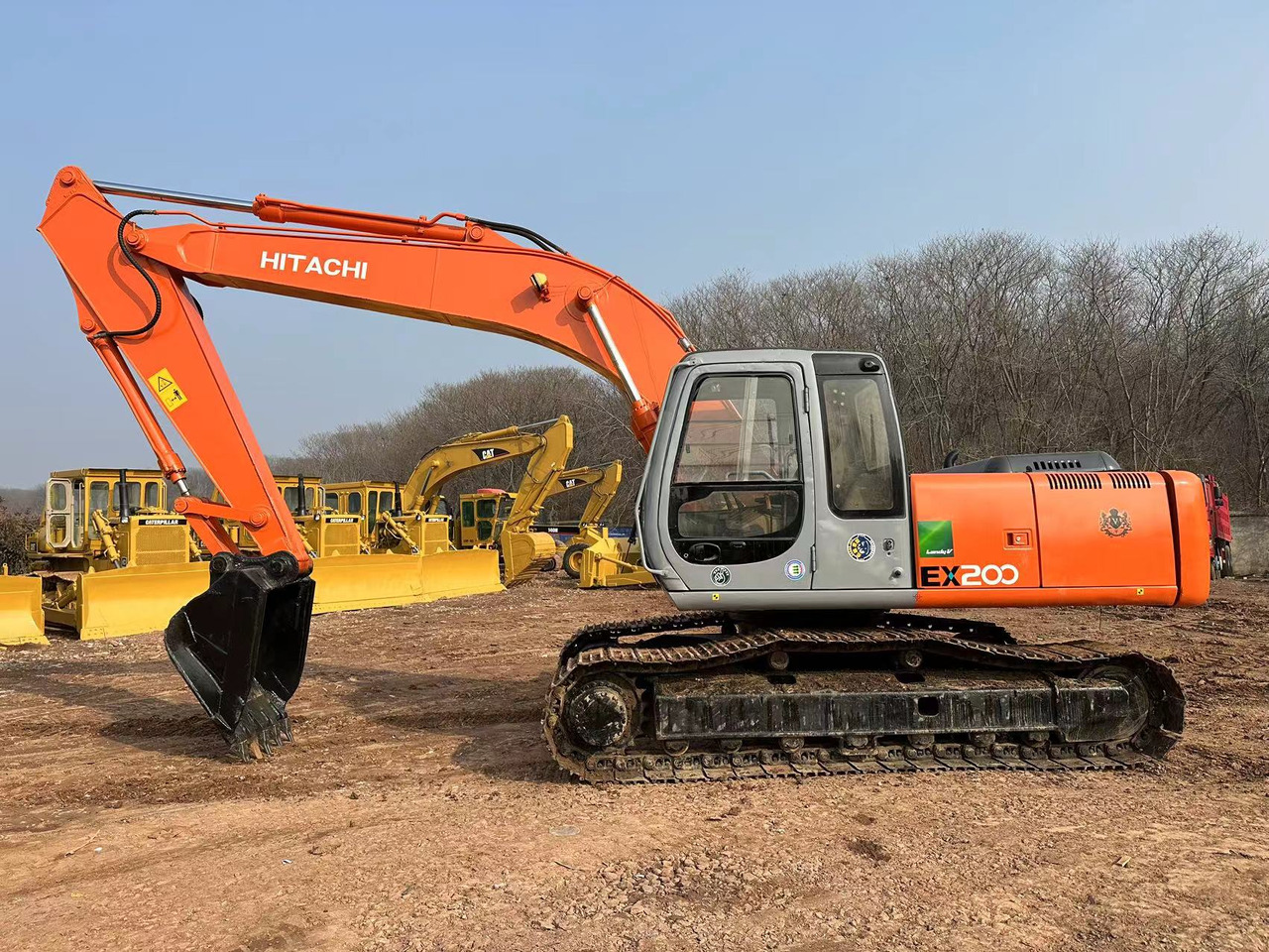 HITACHI EX200 - Гусеничный экскаватор: фото 3 HITACHI EX200 - Гусеничный экскаватор: фото 3