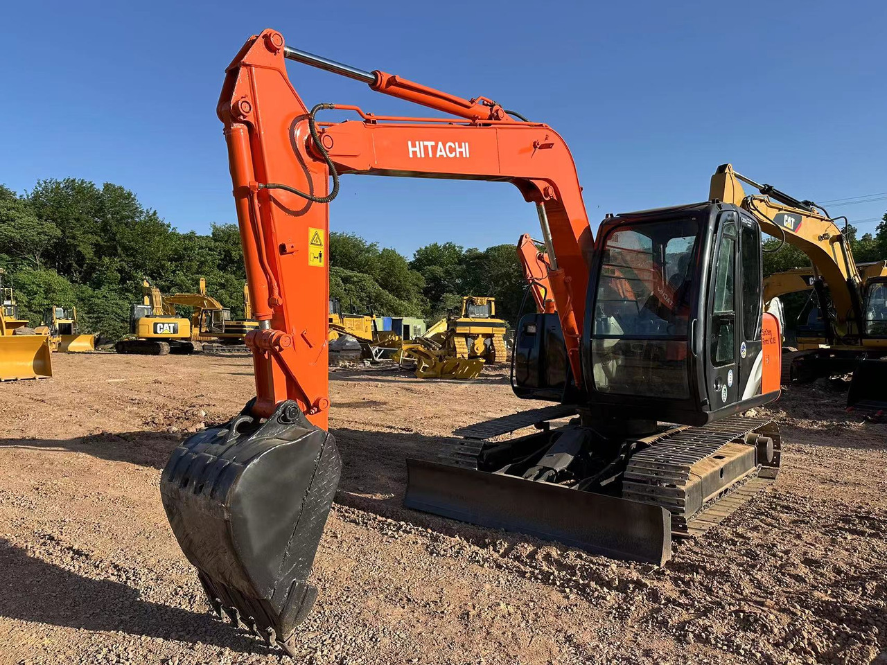 Hitachi ZX70 mini excavator - Мини-экскаватор: фото 4 Hitachi ZX70 mini excavator - Мини-экскаватор: фото 4