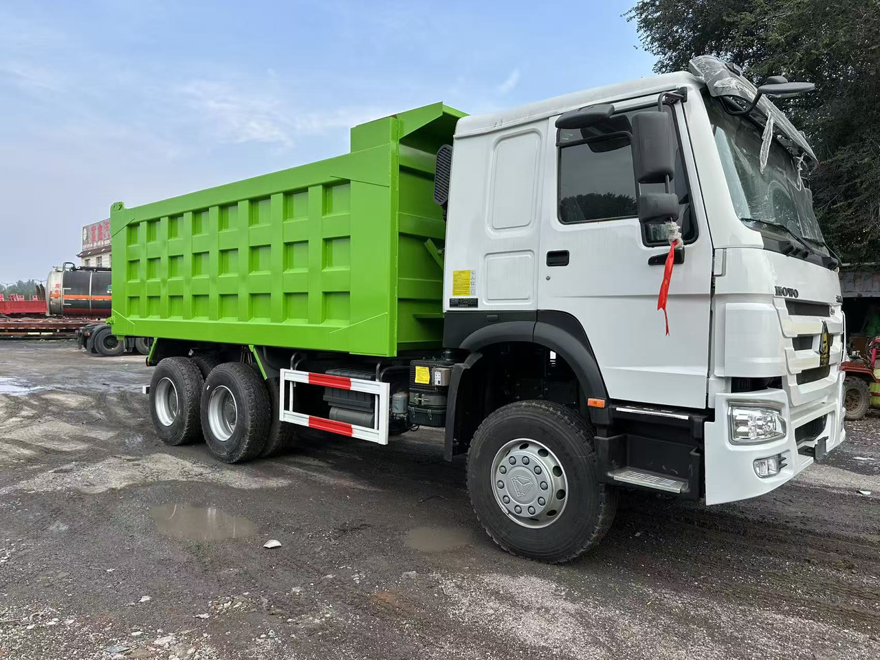 SINOTRUK HOWO 400HP 6X4 Tipper Truck - Самосвал: фото 3 SINOTRUK HOWO 400HP 6X4 Tipper Truck - Самосвал: фото 3
