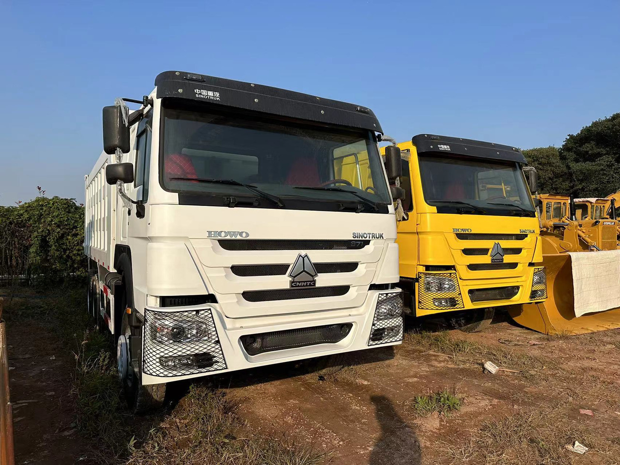 SINOTRUK HOWO HOWO 371 6x4 - Самосвал: фото 1 SINOTRUK HOWO HOWO 371 6x4 - Самосвал: фото 1