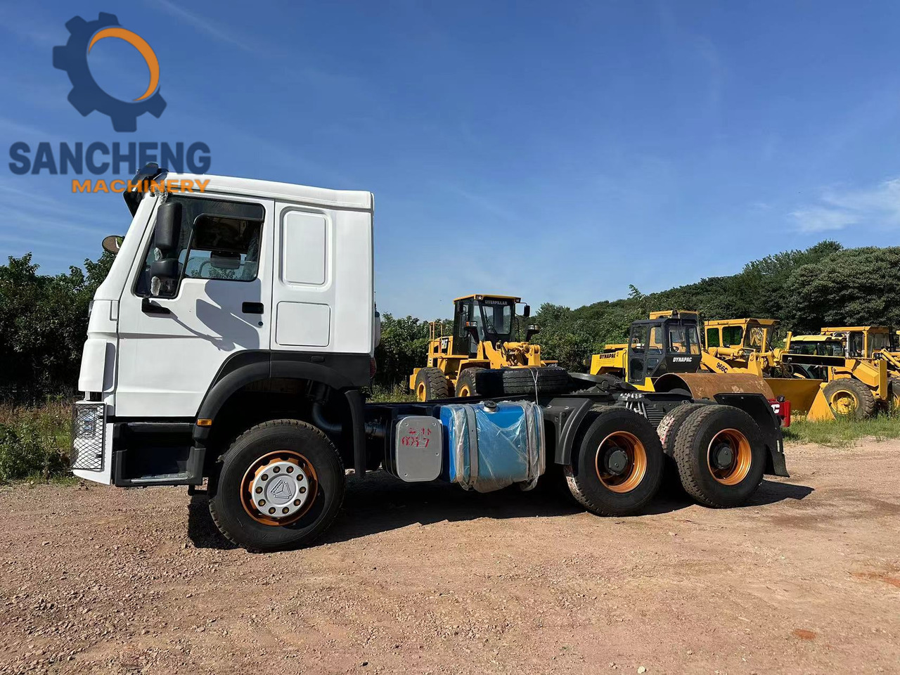 SINOTRUK HOWO Truck Head 371 - Тягач: фото 3 SINOTRUK HOWO Truck Head 371 - Тягач: фото 3
