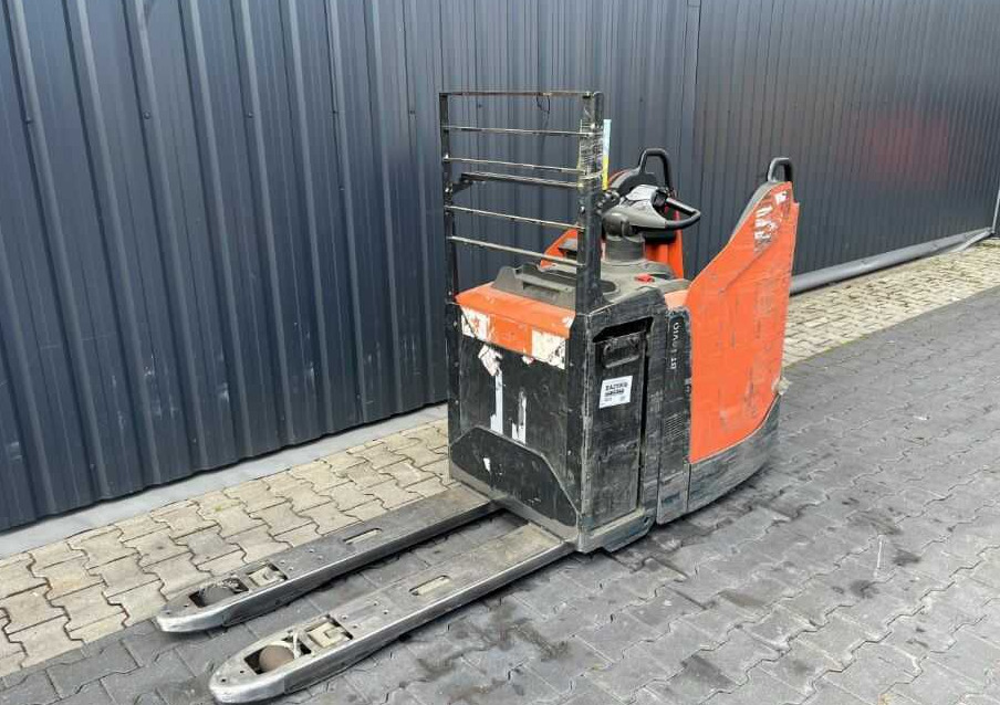 BT LPE200 - Тележка: фото 1 BT LPE200 - Тележка: фото 1