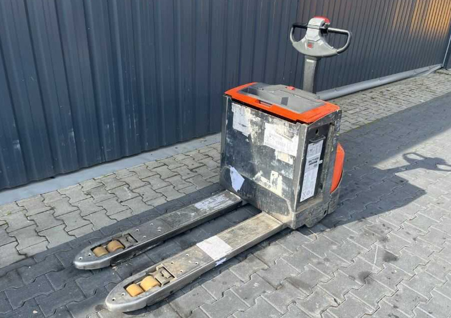 BT LWE250 - Тележка: фото 1 BT LWE250 - Тележка: фото 1