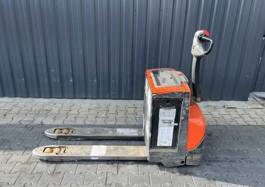 BT LWE250 - Тележка: фото 2 BT LWE250 - Тележка: фото 2