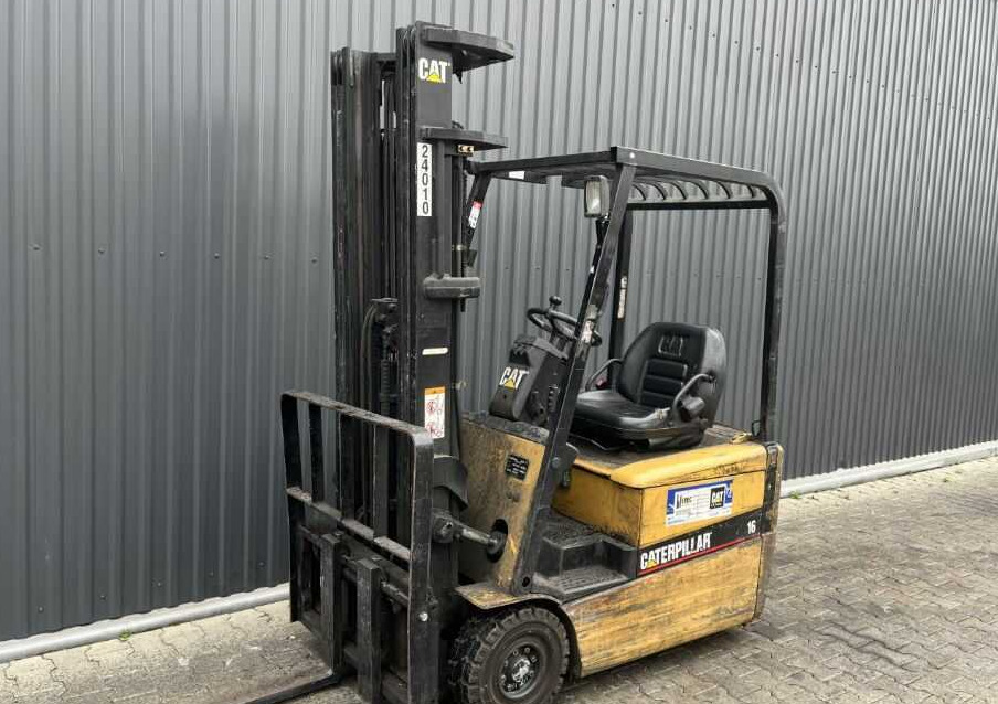 CAT Lift Trucks EP16KT - Электропогрузчик: фото 1 CAT Lift Trucks EP16KT - Электропогрузчик: фото 1