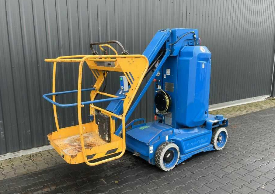 Haulotte STAR 10-1 - Вертикальный мачтовый подъемник: фото 1 Haulotte STAR 10-1 - Вертикальный мачтовый подъемник: фото 1