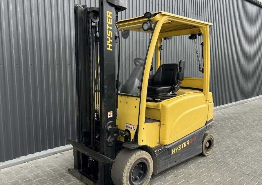 Hyster J3.0XN - Электропогрузчик: фото 1 Hyster J3.0XN - Электропогрузчик: фото 1