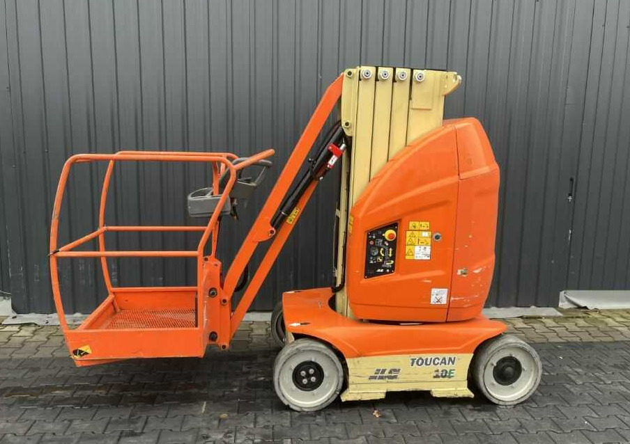 JLG Toucan 10EA - Вертикальный мачтовый подъемник: фото 2 JLG Toucan 10EA - Вертикальный мачтовый подъемник: фото 2