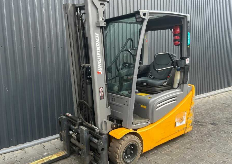 Jungheinrich EFG220 - Электропогрузчик: фото 1 Jungheinrich EFG220 - Электропогрузчик: фото 1