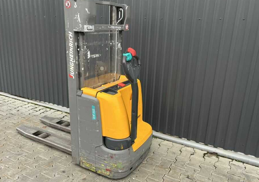 Jungheinrich EJC112 - Штабелер: фото 3 Jungheinrich EJC112 - Штабелер: фото 3