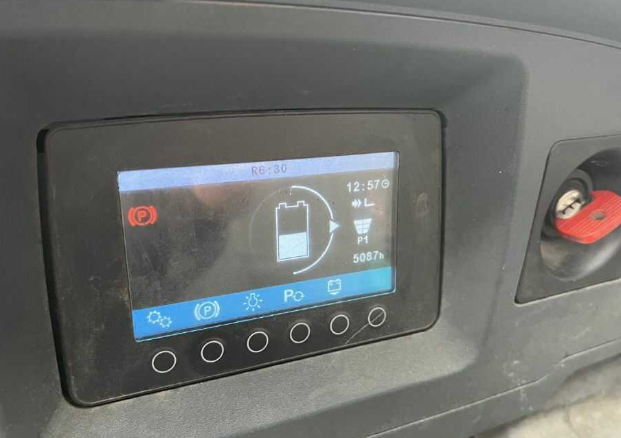 Jungheinrich ETM216 - Ричтрак: фото 5 Jungheinrich ETM216 - Ричтрак: фото 5