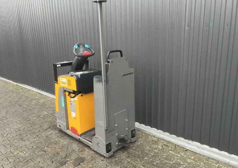 Jungheinrich EZS130 - Складской тягач: фото 3 Jungheinrich EZS130 - Складской тягач: фото 3