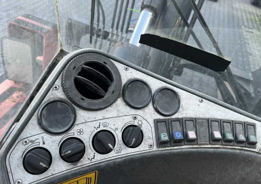 Kalmar DCE120-12 - Дизельный погрузчик: фото 5 Kalmar DCE120-12 - Дизельный погрузчик: фото 5