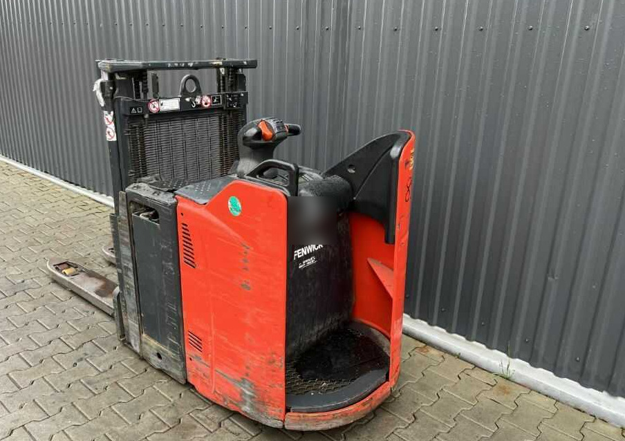 Linde D12HPSP - Штабелер: фото 3 Linde D12HPSP - Штабелер: фото 3