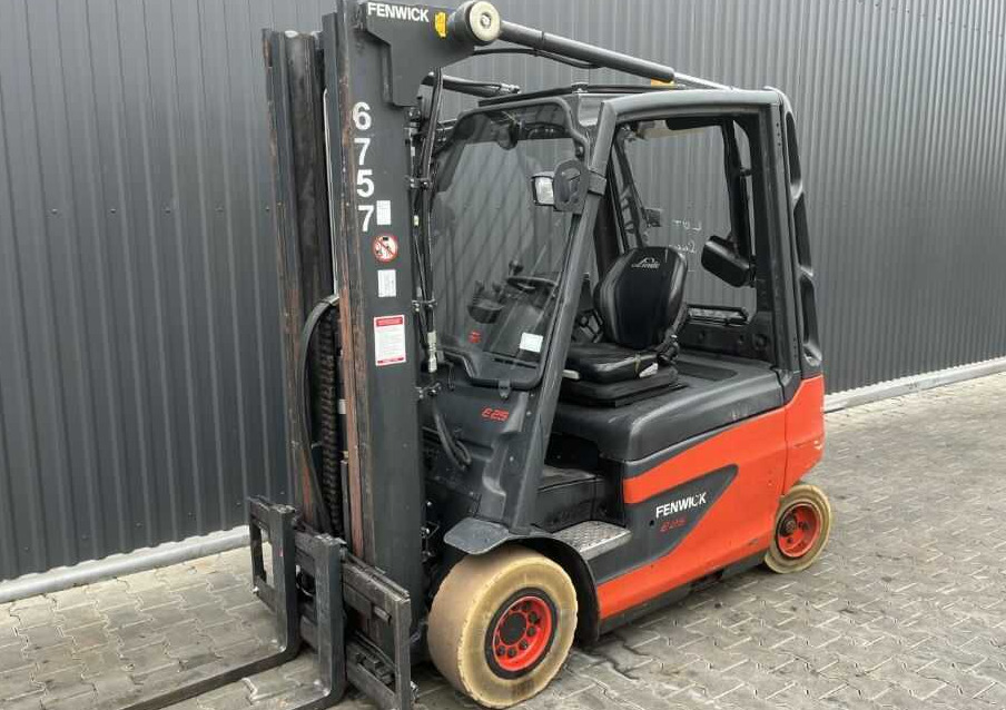 Linde E25-01 - Электропогрузчик: фото 1 Linde E25-01 - Электропогрузчик: фото 1