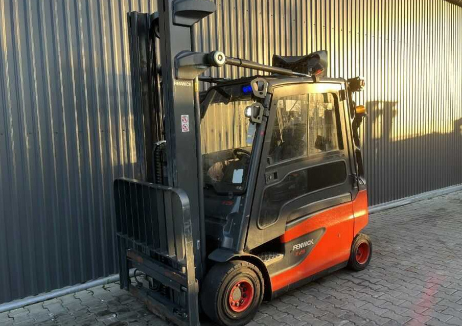 Linde E25-02 - Электропогрузчик: фото 1 Linde E25-02 - Электропогрузчик: фото 1