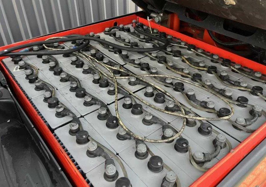 Электропогрузчик Linde E25L-02: фото 7