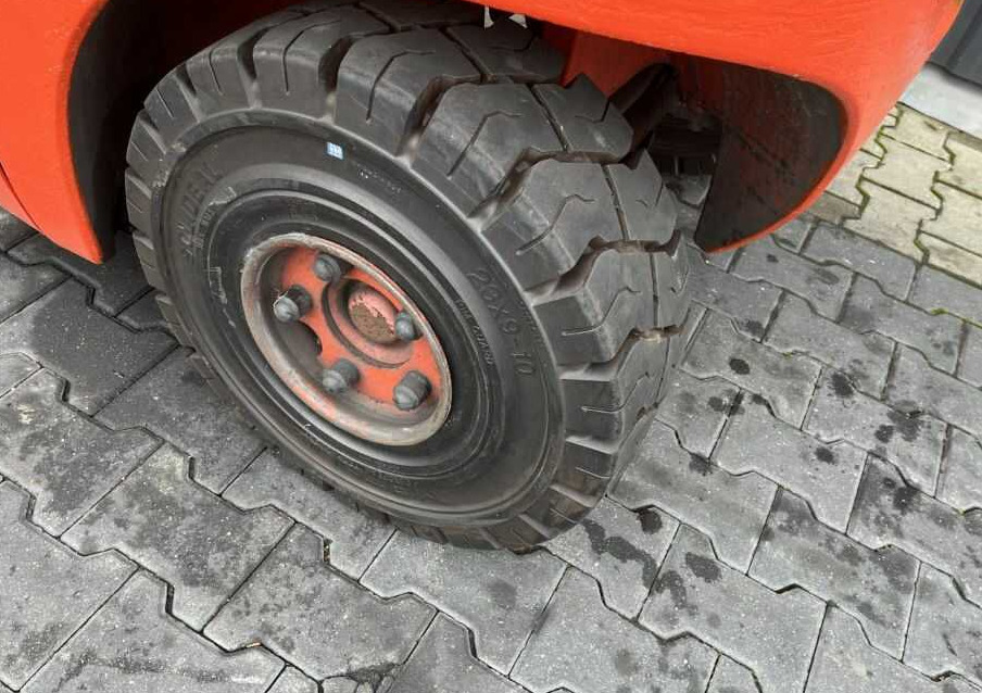 Газовый погрузчик Linde H25T: фото 10