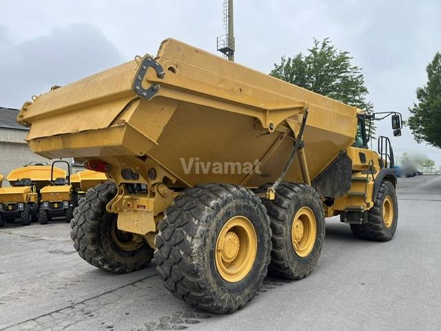 Bell B30E - Сочленённый самосвал: фото 4 Bell B30E - Сочленённый самосвал: фото 4