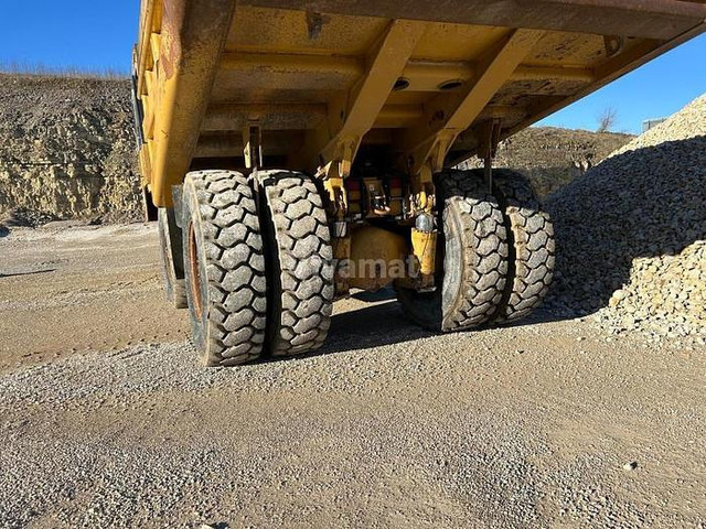 Внедорожный самосвал Caterpillar 771D: фото 6