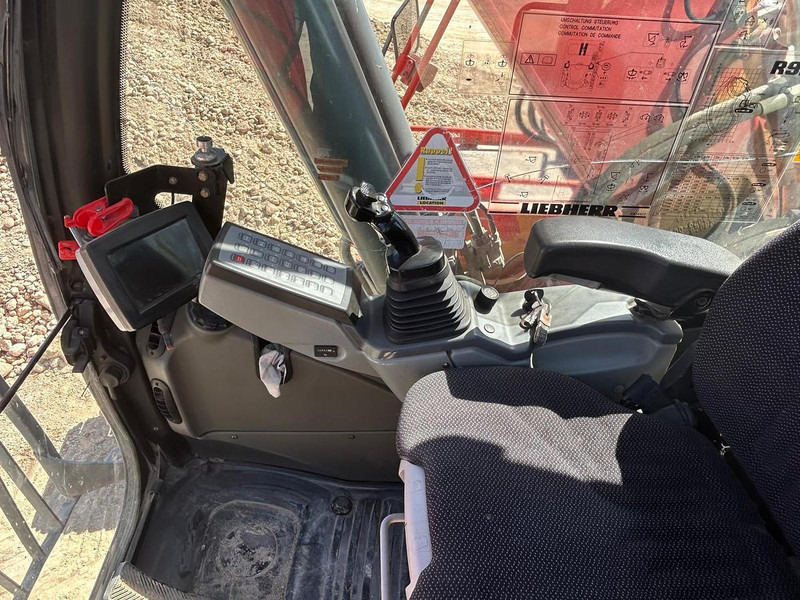 Гусеничный экскаватор Liebherr R924 LC: фото 20 Гусеничный экскаватор Liebherr R924 LC: фото 20