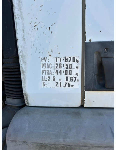 Грузовик-цистерна Renault 320: фото 10