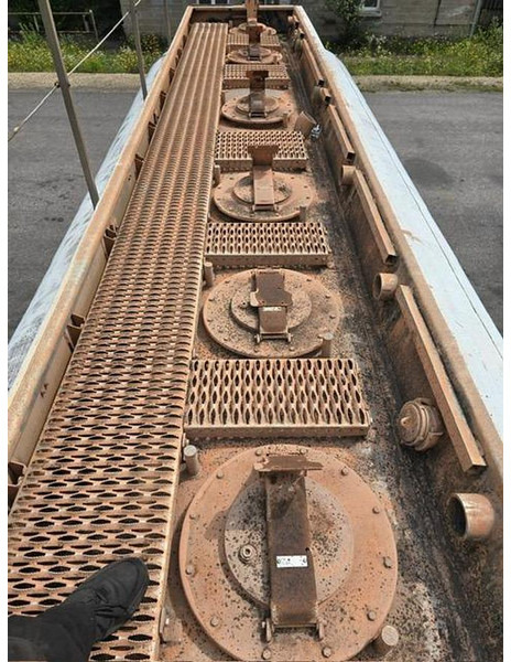 Грузовик-цистерна Renault 320: фото 7