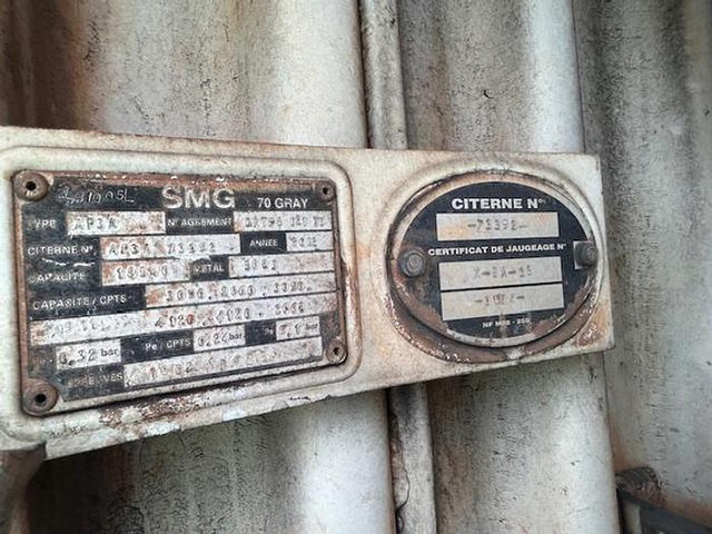 Грузовик-цистерна Renault 320: фото 6