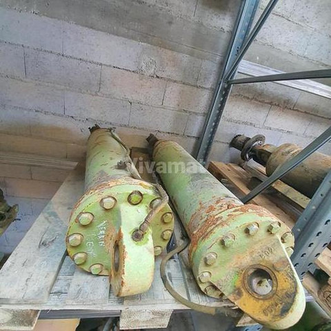 Terex 33-40 - - Гидравлический цилиндр для Строительной техники: фото 1 Terex 33-40 - - Гидравлический цилиндр для Строительной техники: фото 1