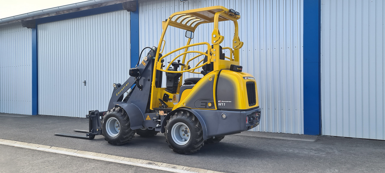 Eurotrac W11 Radlader Hoflader - Компактный фронтальный погрузчик: фото 2 Eurotrac W11 Radlader Hoflader - Компактный фронтальный погрузчик: фото 2