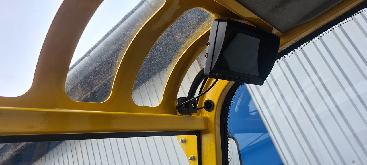Новый Компактный фронтальный погрузчик Eurotrac W11 Radlader Hoflader: фото 7