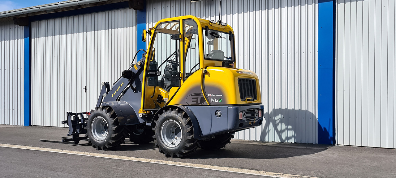 Eurotrac W12 Radlader Hoflader - Компактный фронтальный погрузчик: фото 2 Eurotrac W12 Radlader Hoflader - Компактный фронтальный погрузчик: фото 2
