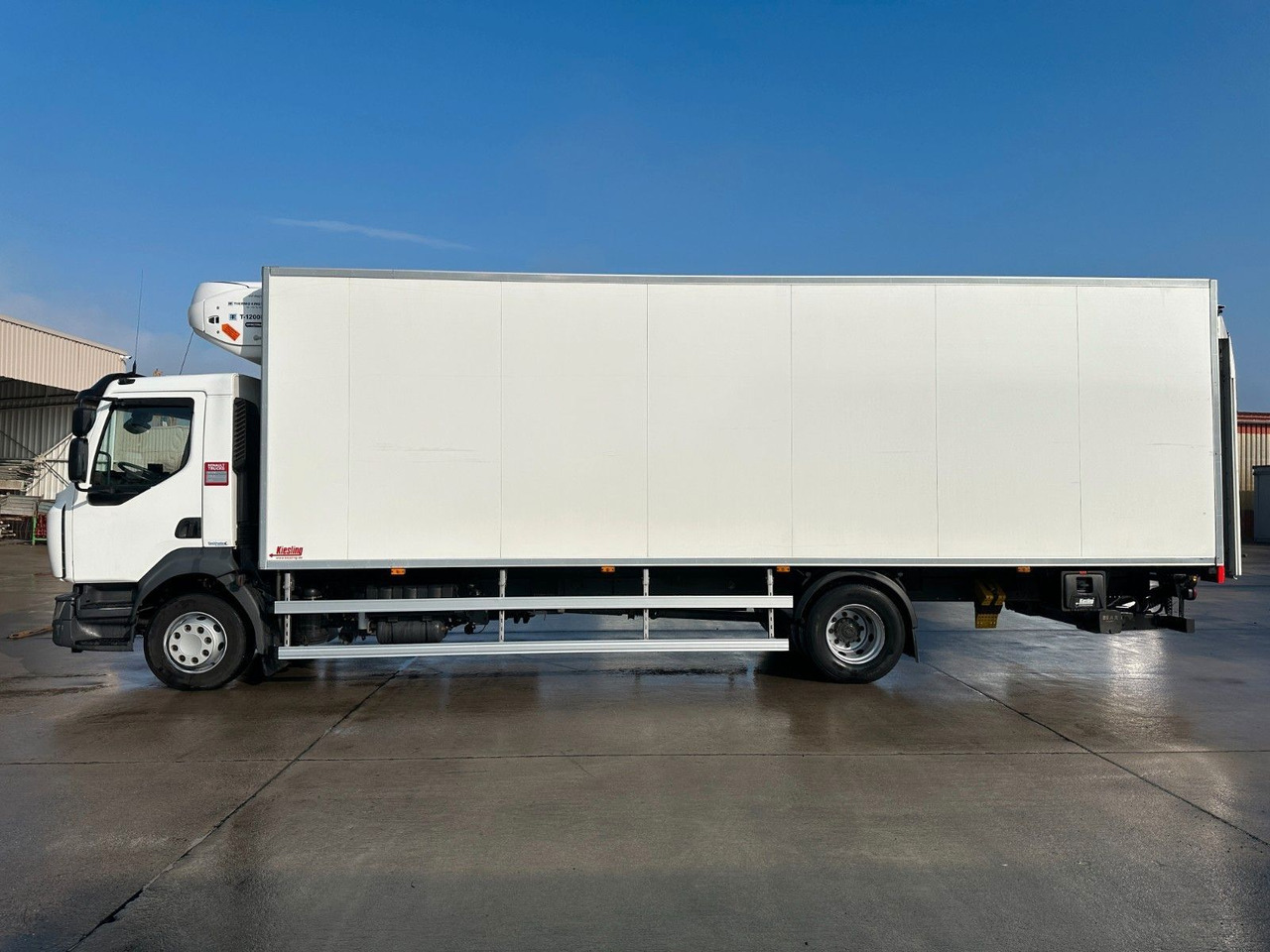 Renault D 16 280 DTI * THERMO-KING T1200R-50 SPECTRUM - Рефрижератор: фото 4 Renault D 16 280 DTI * THERMO-KING T1200R-50 SPECTRUM - Рефрижератор: фото 4