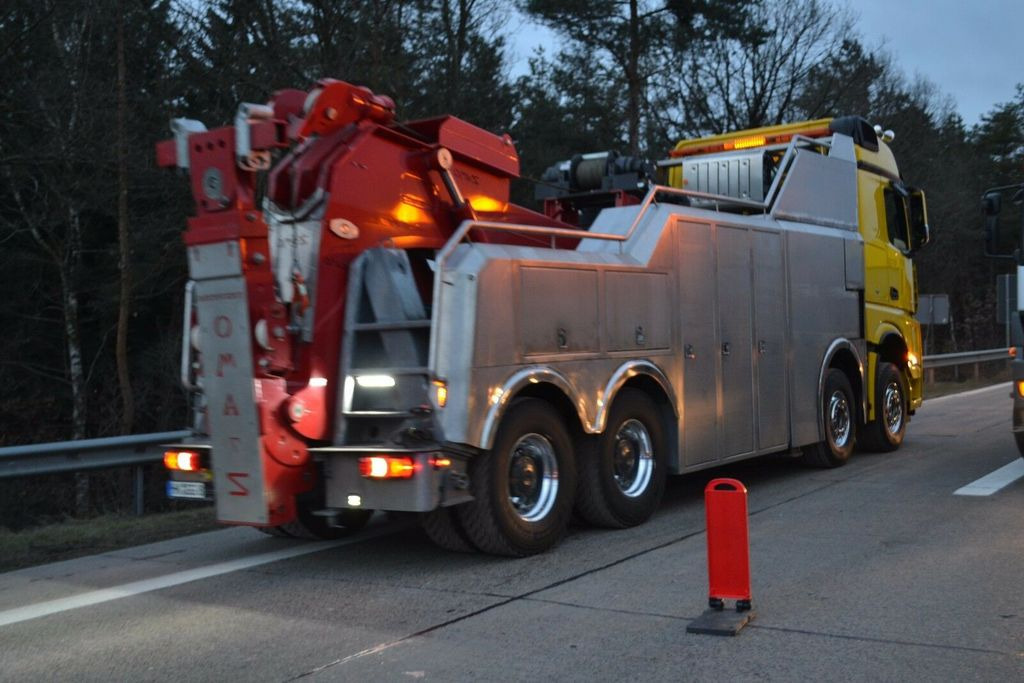 Mercedes-Benz Arocs 4163 8x4 G&G Heavy Wrecker Mercedes-Benz Arocs 4163 8x4 G&G Heavy Wrecker - Эвакуатор: фото 4 Mercedes-Benz Arocs 4163 8x4 G&G Heavy Wrecker Mercedes-Benz Arocs 4163 8x4 G&G Heavy Wrecker - Эвакуатор: фото 4