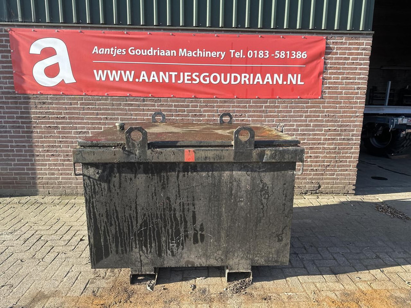 IBC tank - Грузовик-цистерна: фото 1 IBC tank - Грузовик-цистерна: фото 1