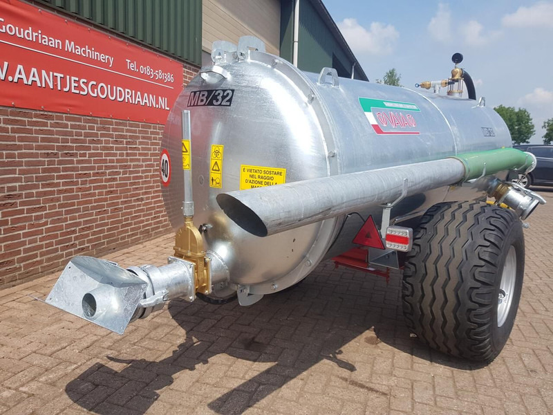 MB 32 Water tank - Прицеп-цистерна: фото 3 MB 32 Water tank - Прицеп-цистерна: фото 3