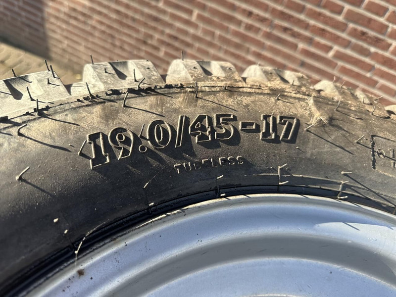 Onbekend - Шины и диски: фото 4 Onbekend - Шины и диски: фото 4