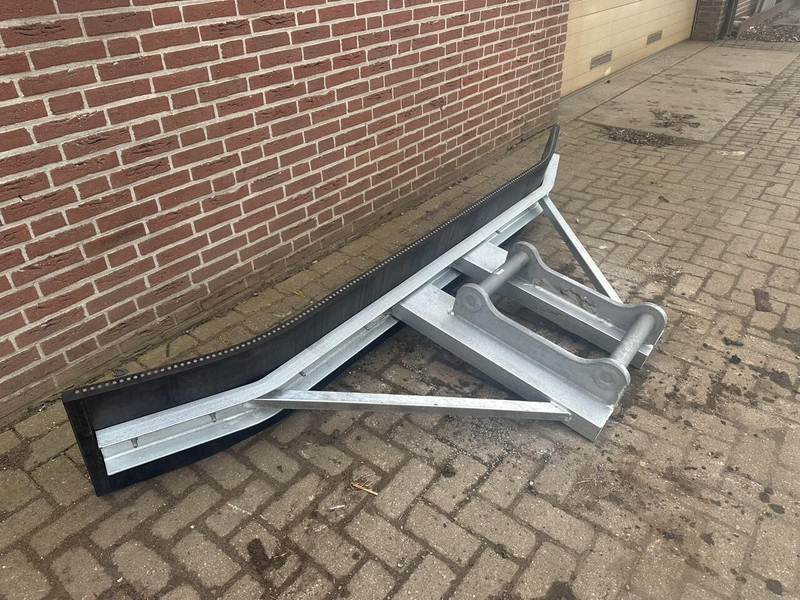 Rubber schuif met S60 aansluiting - Nieuw - Техника для обработки почвы: фото 4 Rubber schuif met S60 aansluiting - Nieuw - Техника для обработки почвы: фото 4