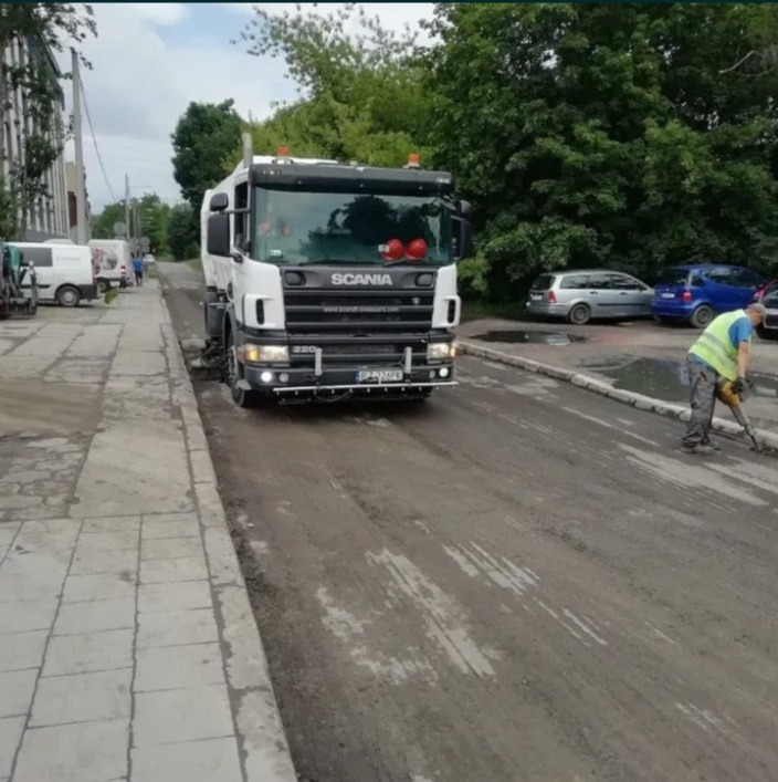 SCARAB Scania 220 Scarab Magnum - Подметально-уборочная машина: фото 2 SCARAB Scania 220 Scarab Magnum - Подметально-уборочная машина: фото 2