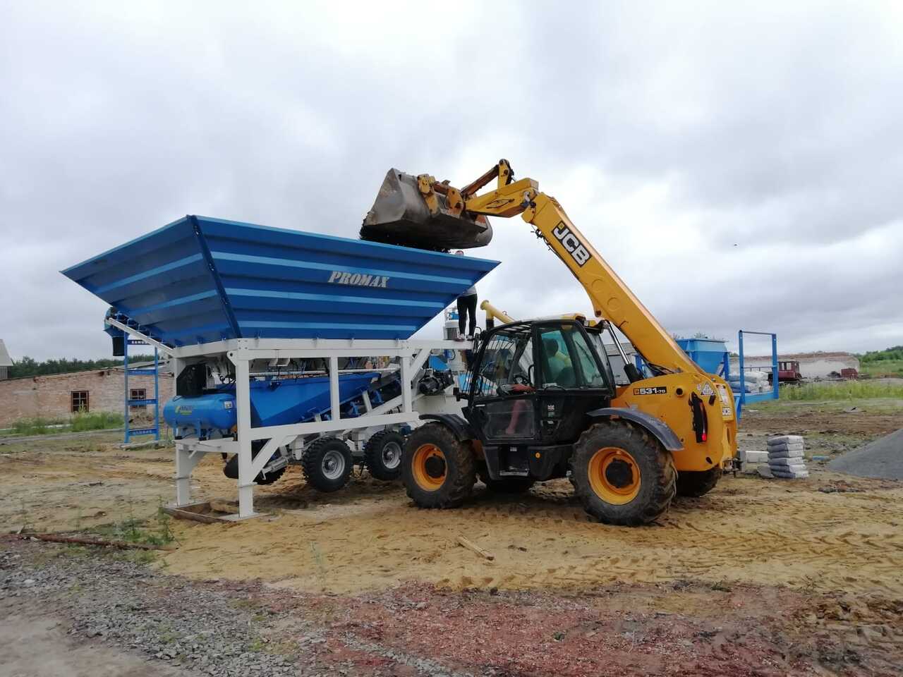 PROMAX MOBILE CONCRETE PLANT M35-PLNT (35M3/H) - Бетонный завод: фото 2 PROMAX MOBILE CONCRETE PLANT M35-PLNT (35M3/H) - Бетонный завод: фото 2