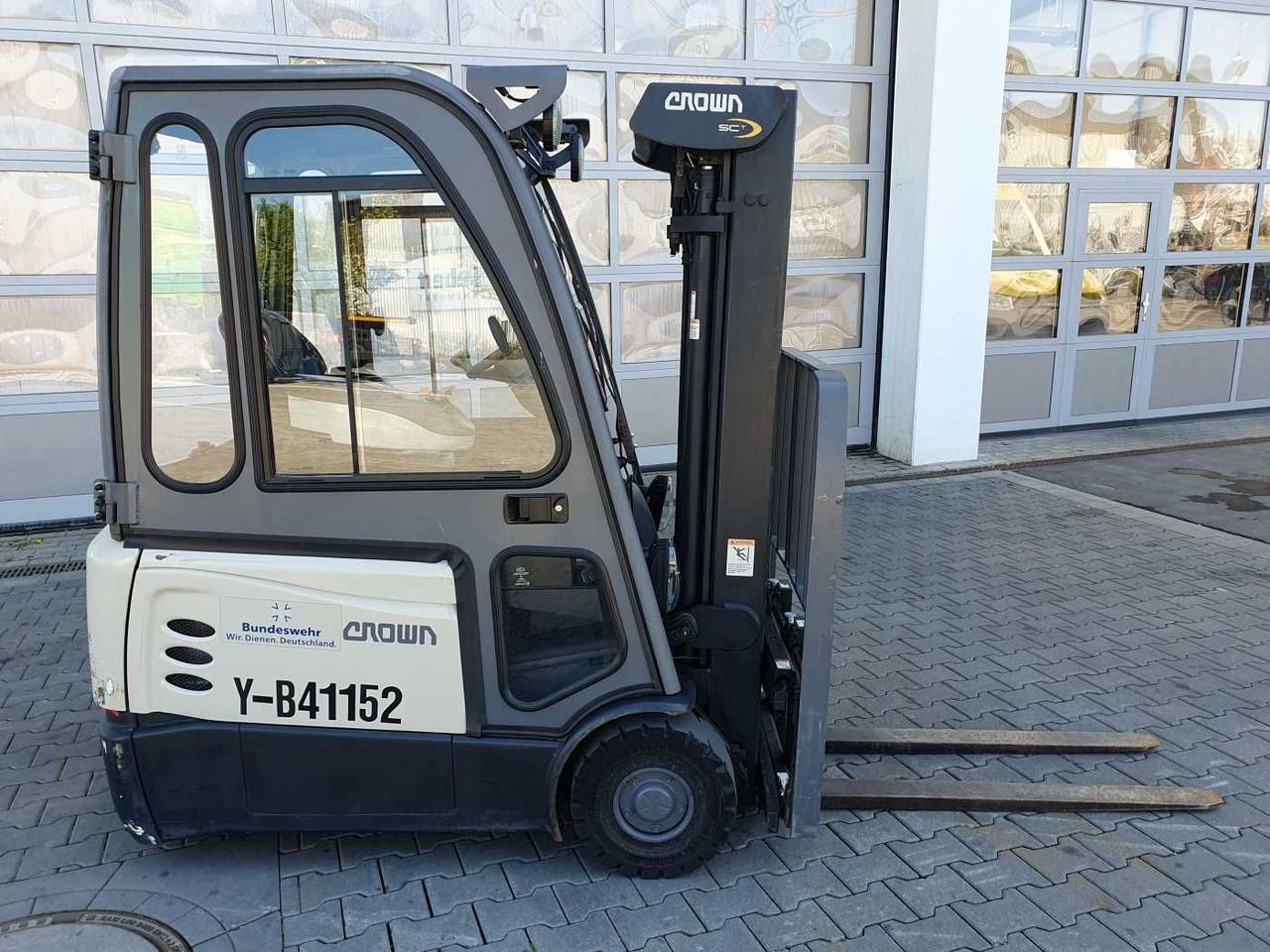 Crown SCT6020-1.3 /Triplex: 4.30m /Batterie 2020 - Электропогрузчик: фото 2 Crown SCT6020-1.3 /Triplex: 4.30m /Batterie 2020 - Электропогрузчик: фото 2