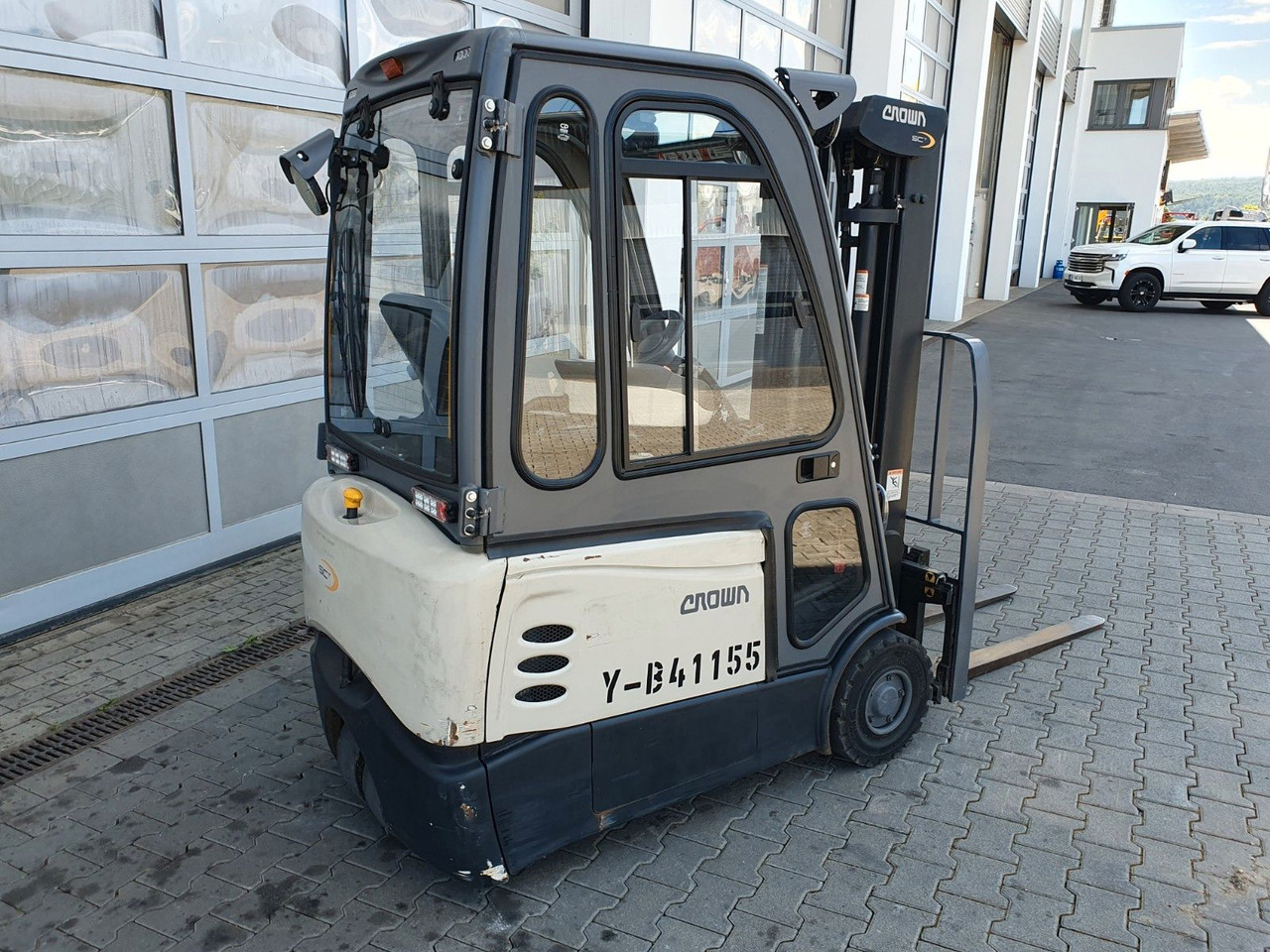 Crown SCT6020-1.3 / Triplex 4,3m / 2.658h / 2020 - Электропогрузчик: фото 3 Crown SCT6020-1.3 / Triplex 4,3m / 2.658h / 2020 - Электропогрузчик: фото 3
