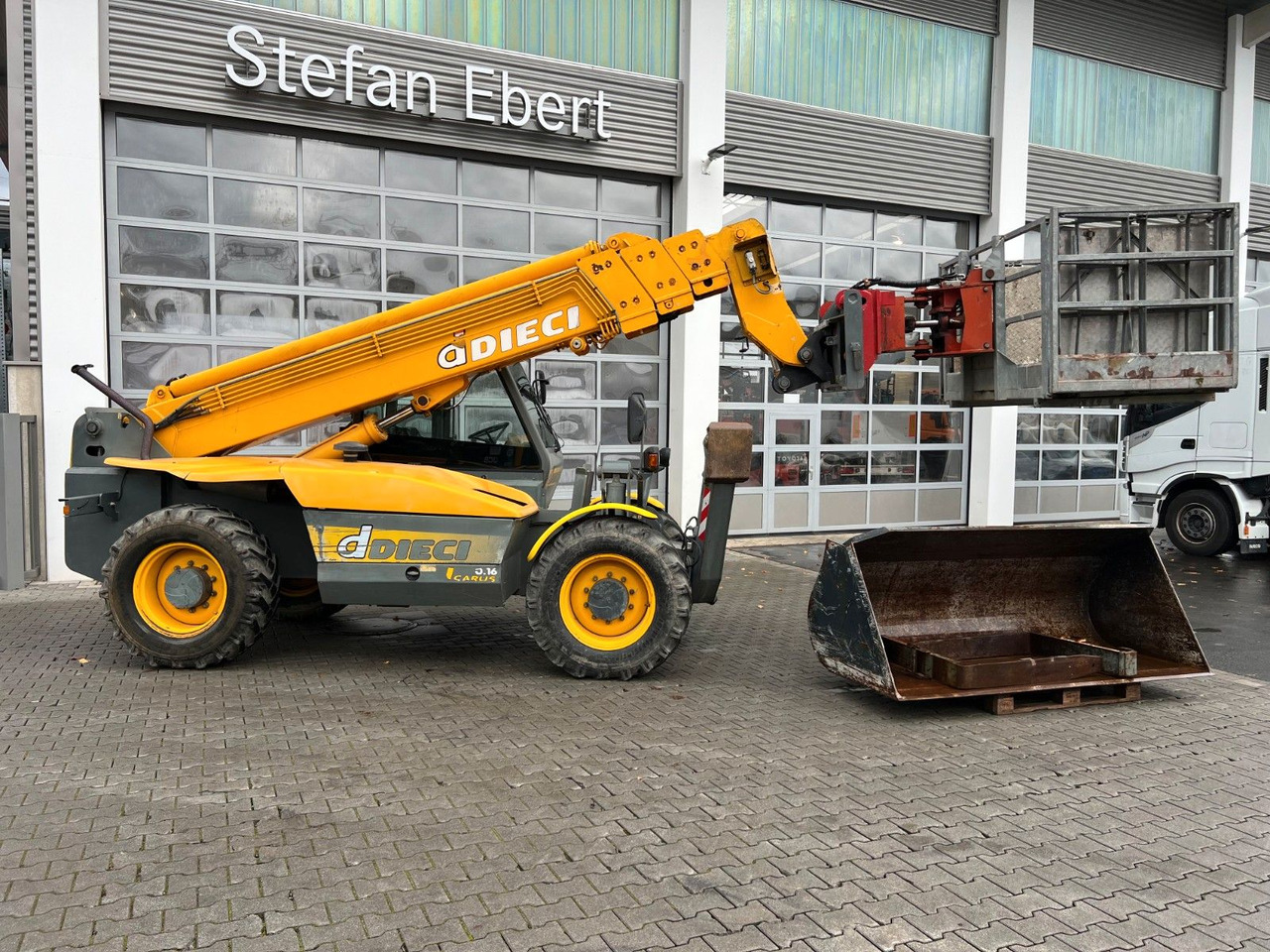 Dieci Icarus 40.16 ET 166 / 4.238 h / 2003 - Колёсный погрузчик: фото 2 Dieci Icarus 40.16 ET 166 / 4.238 h / 2003 - Колёсный погрузчик: фото 2