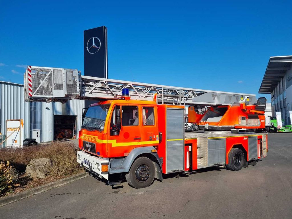 MAN 15.284LC Metz DLK 23-12 Feuerwehr Drehleiter - Грузовик: фото 2 MAN 15.284LC Metz DLK 23-12 Feuerwehr Drehleiter - Грузовик: фото 2