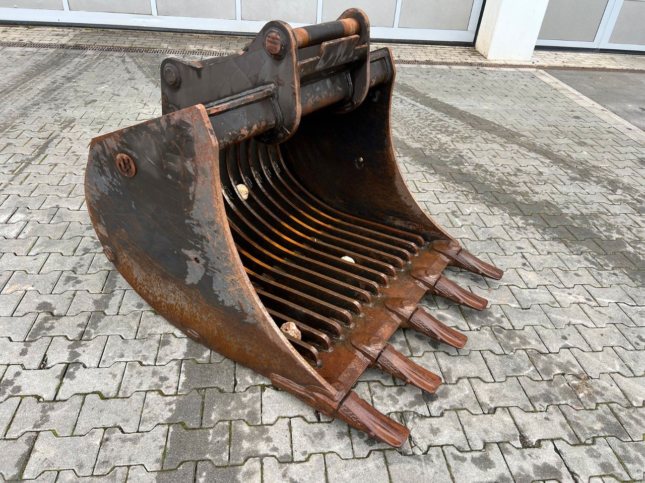 Henle K5S Sieblöffel / Löffel / OQ65 / 2020 - Ковш для экскаватора: фото 2 Henle K5S Sieblöffel / Löffel / OQ65 / 2020 - Ковш для экскаватора: фото 2